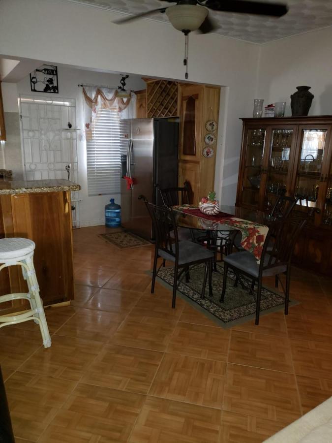 Vila Cliffe Ranch Mandeville Exteriér fotografie